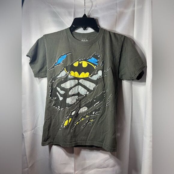 Kids Graphic T-Shirt EPC Batman Size Large 10/12 - Picture 1 of 3